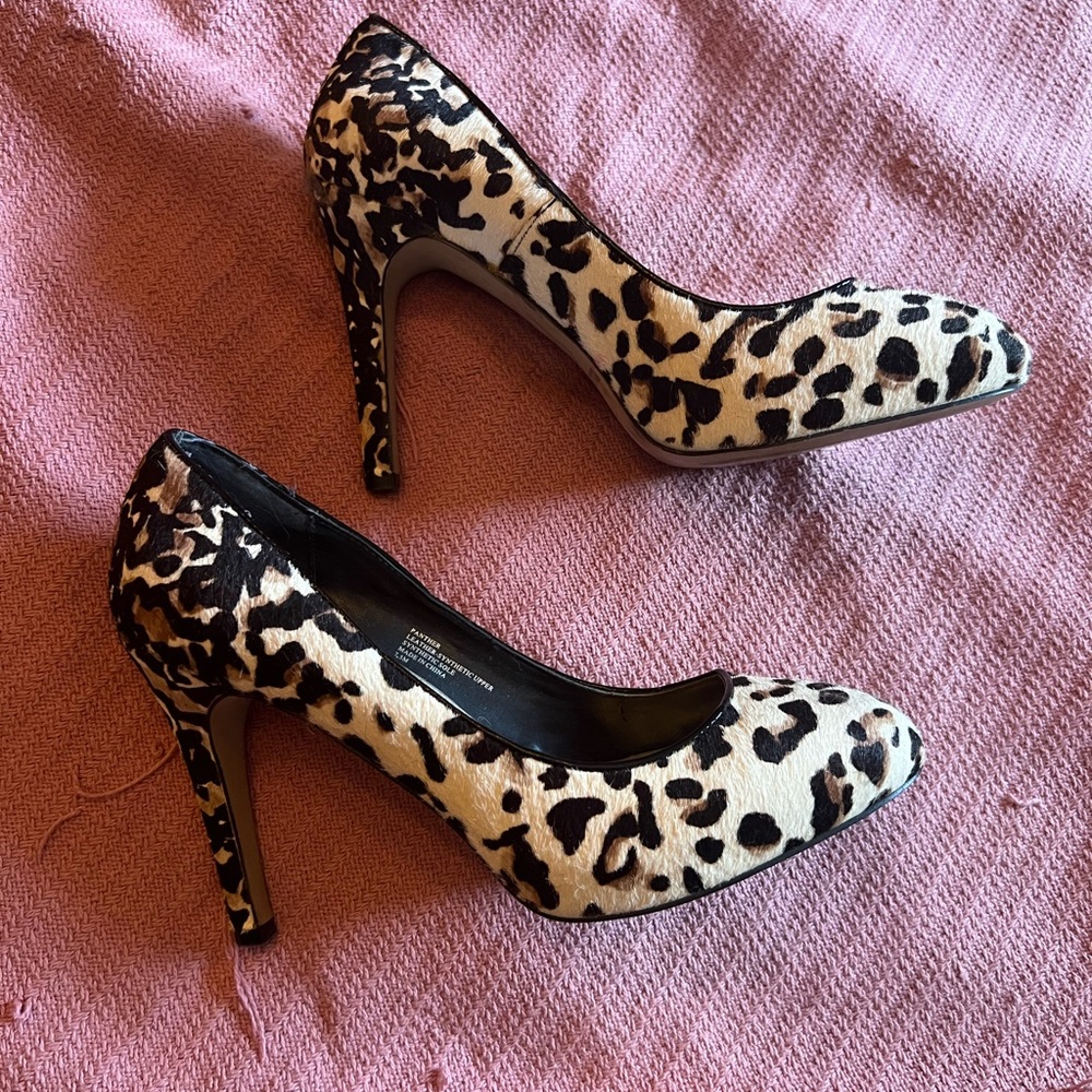 White House Black Market leopard print calf hair heels size 7.5